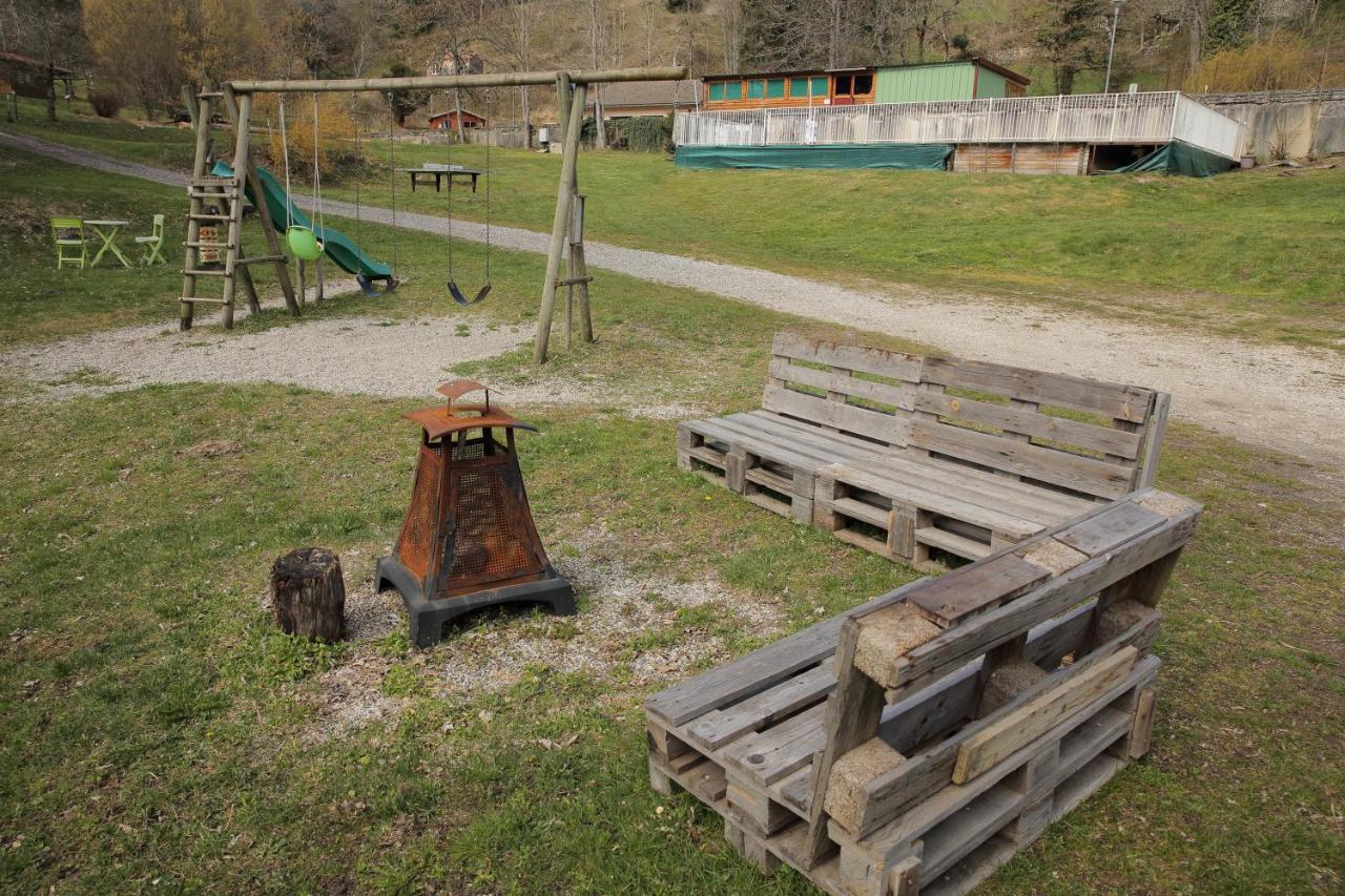 Chalet Du Camping La Porte St Martin Saint-Martin-en-Vercors Εξωτερικό φωτογραφία